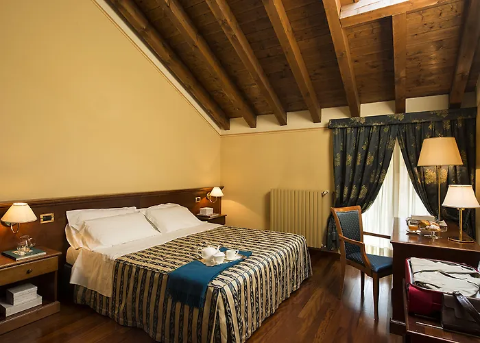 Centro Paolo Vi 2* 브레시아