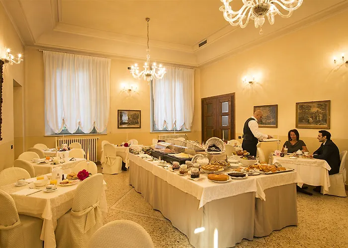 Centro Paolo Vi 2* 브레시아