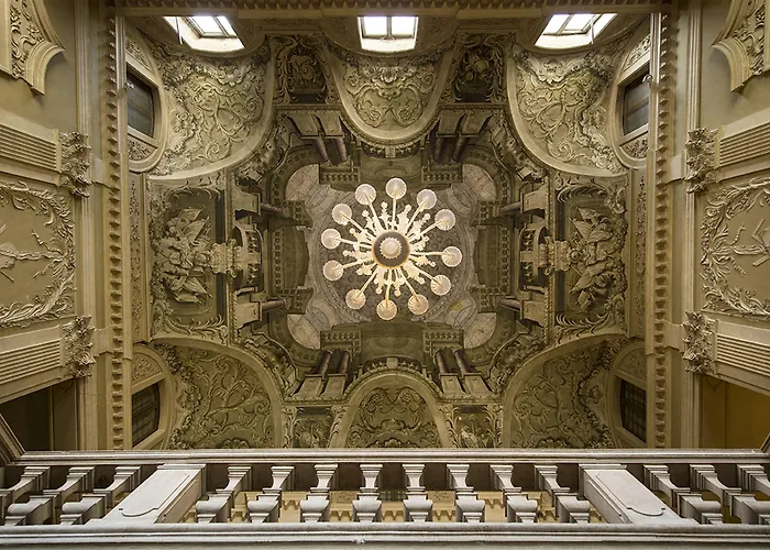 Centro Paolo Vi 호텔