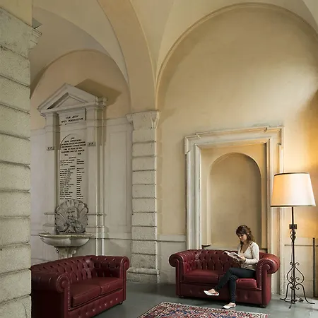 Hotel Centro Paolo Vi