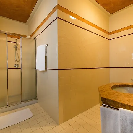 Hotel Centro Paolo Vi