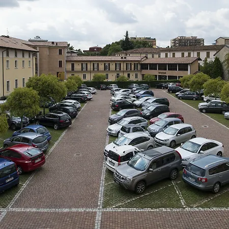 Hotel Centro Paolo Vi