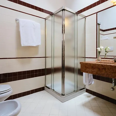 Hotel Centro Paolo Vi