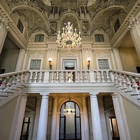 Centro Paolo Vi فندق 3*