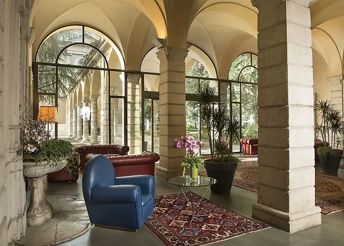 Centro Paolo Vi Hotel Brescia