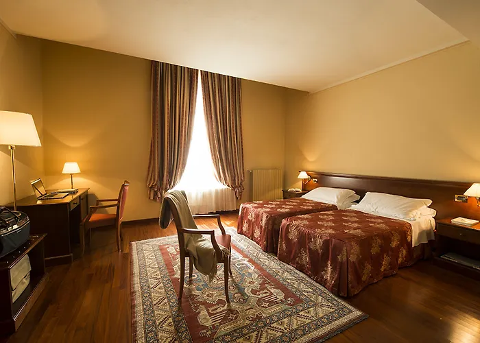 Centro Paolo Vi Hotel 2*