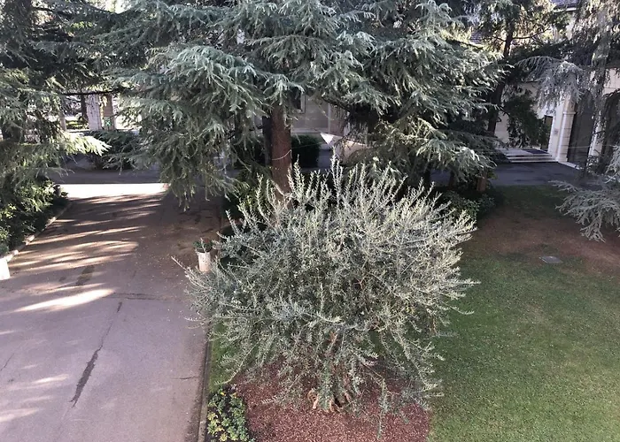 Centro Paolo Vi Hotel 2*